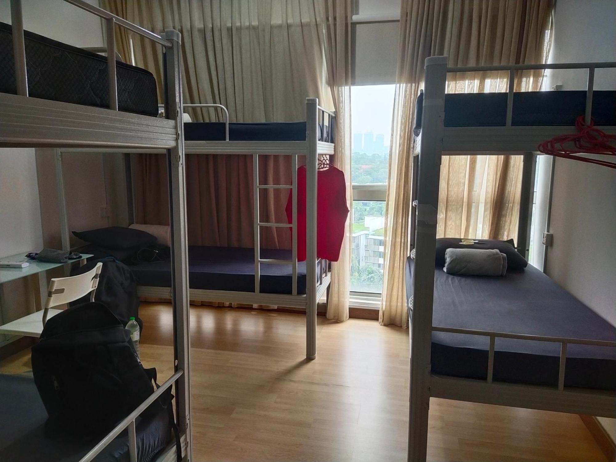 Regalia Exclusive Hostel Kuala Lumpur Phòng bức ảnh