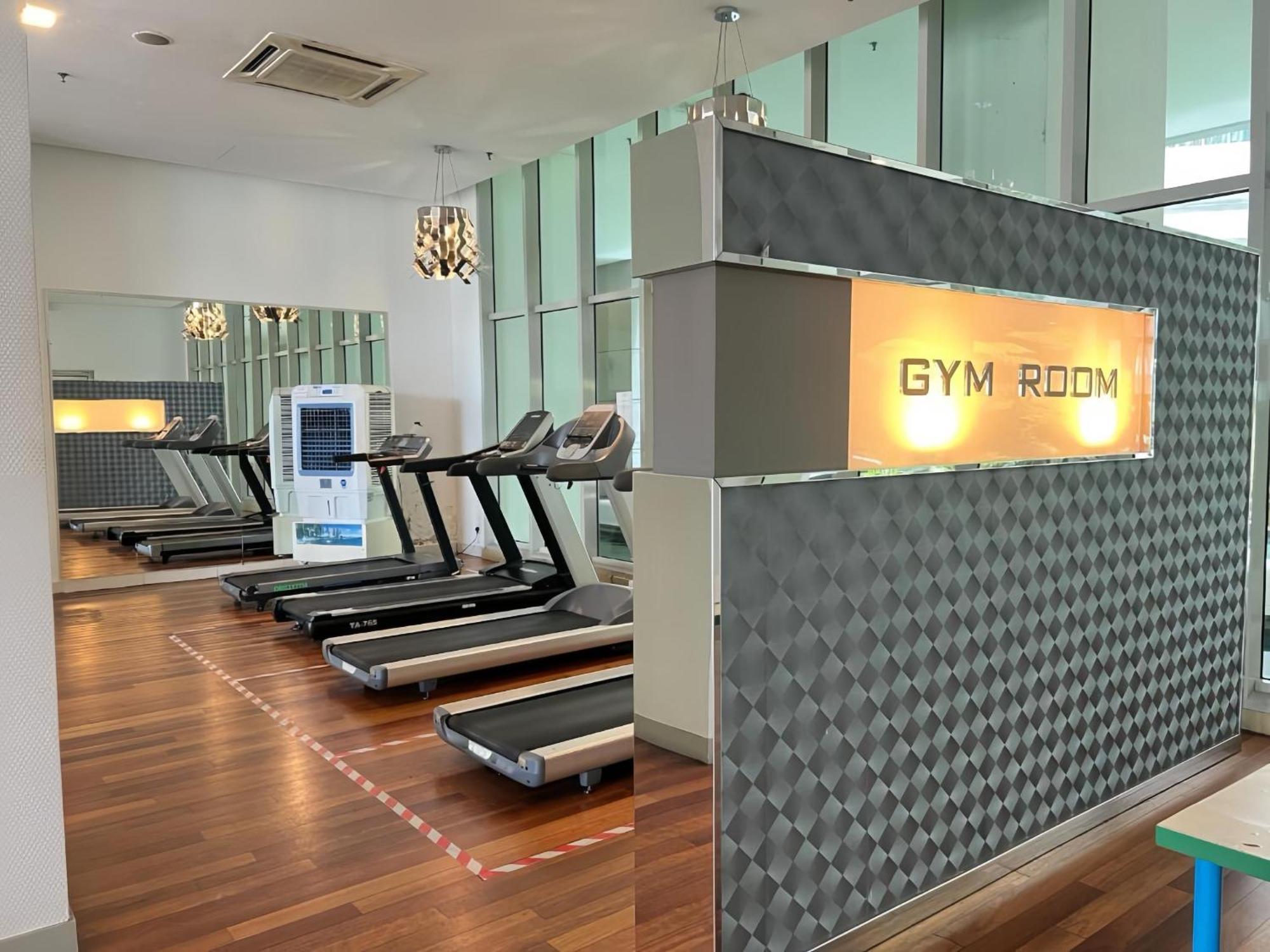 Regalia Exclusive Hostel Kuala Lumpur Ngoại thất bức ảnh